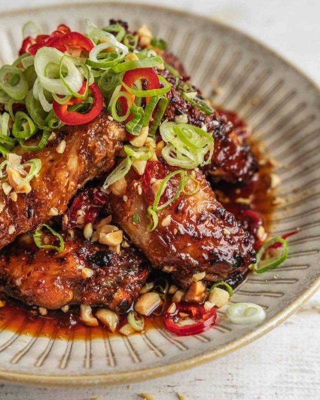 Makwaen Sticky Wings